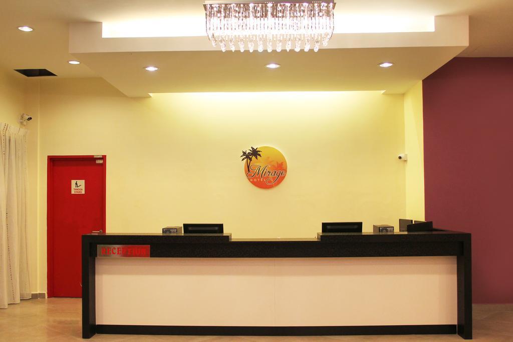Hotel Mirage Pd Porto Dickson Quarto foto